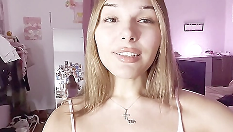 Brunette hottie gets fucked on bareback in the backyard