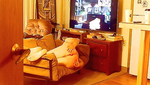 Busty amateur anal clip with her big ass and pussy