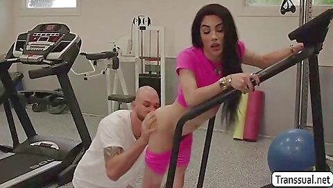 Poor Tbabe Gets Her Tight Ass Barebacked By Horny Gym Buddy