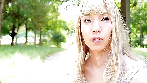 Old woman with a girl heart gives her own hot pleasure