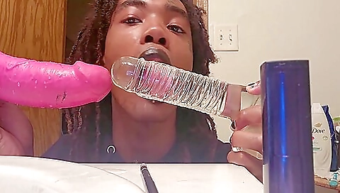 Ebony chick gets footed by a dude in her pussy and pussy