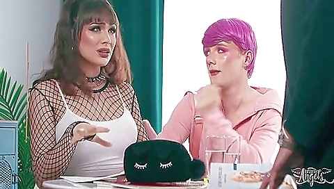 Anally drilled brunette gets creampie by deepthroat