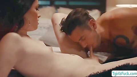 Brunette takes a break from work to get back into sex